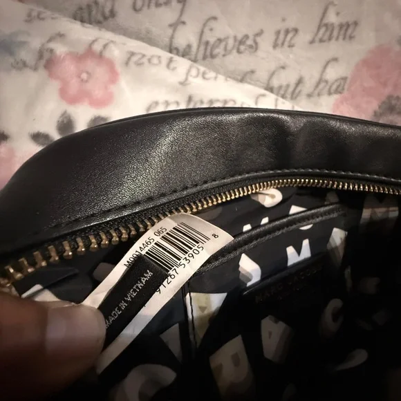 Marc Jacobs Crossbody Bag with pattern leather strap preowned - Picture 3 of 16